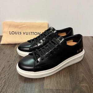 Louis Vuitton Beverly Hills Sneaker - Size 9
